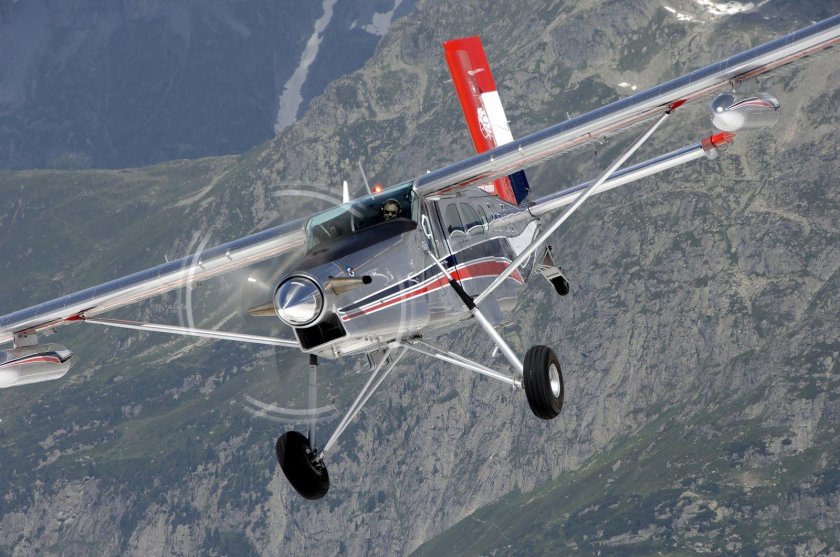 Самолет Пилатус РС-6