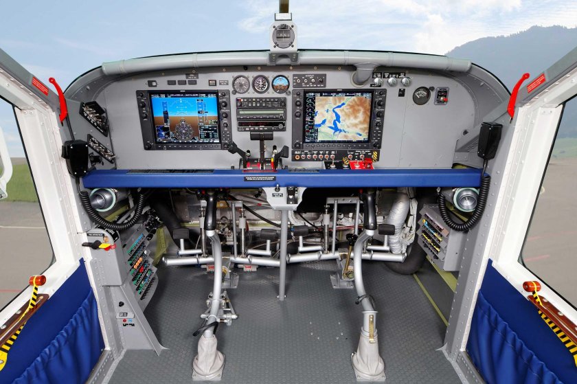 Самолет Пилатус РС-6