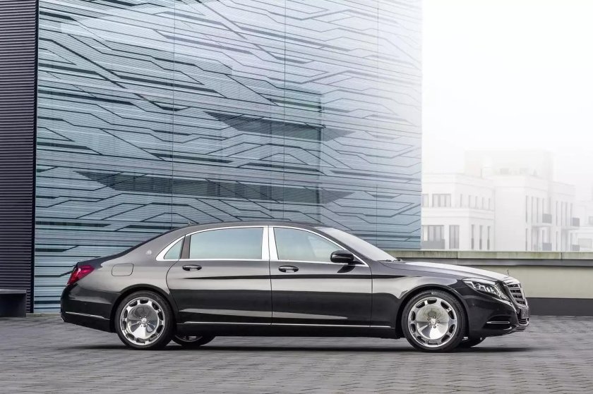 Мерседес Бенц Майбах s600