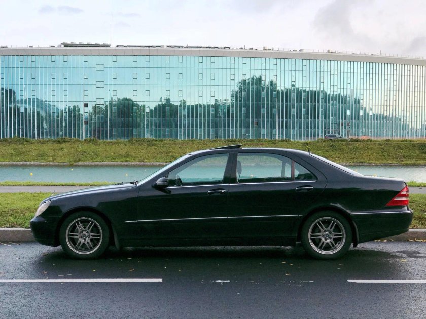 Мерседес длинный 2000