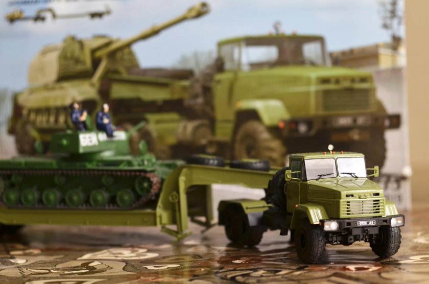 КРАЗ 6446 ЧМЗАП