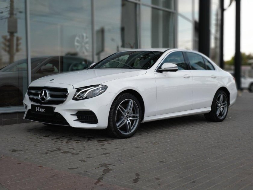 Mercedes Benz e200 4matic