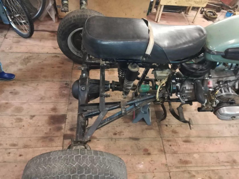 Трицикл Урал с двигателем Лифан