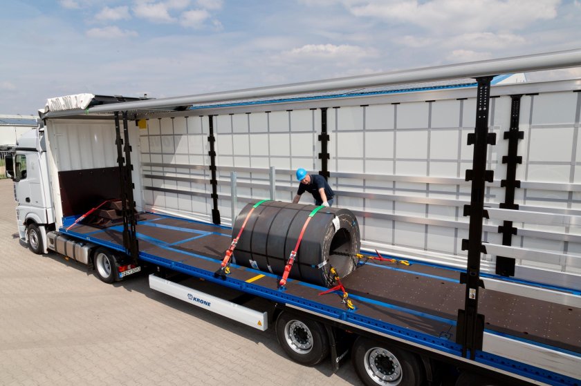 Рулоновоз полуприцеп