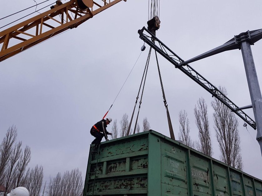 Эстакада для разгрузки полувагонов