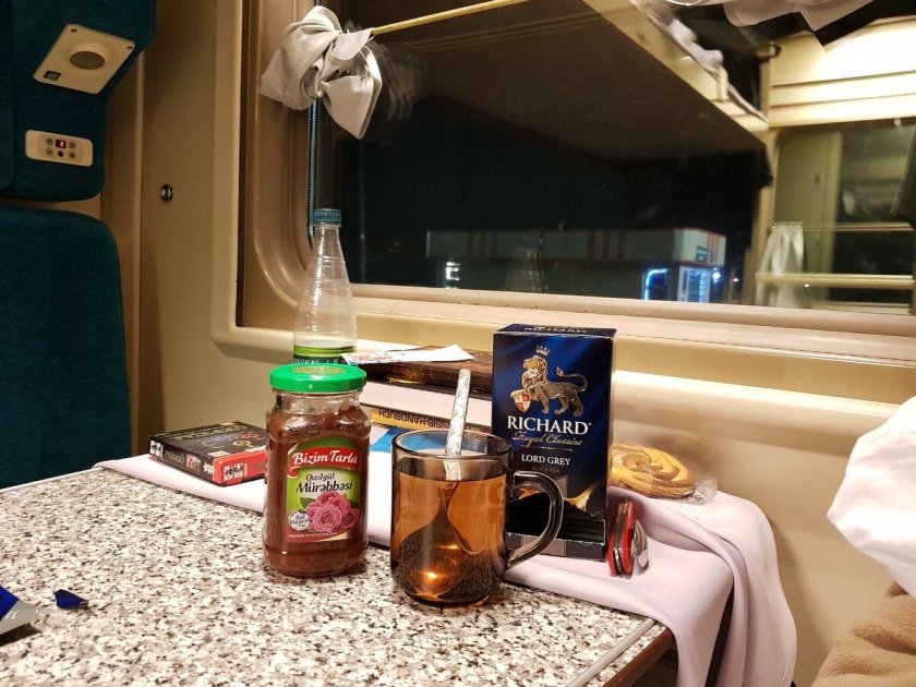 Отпуск поезд