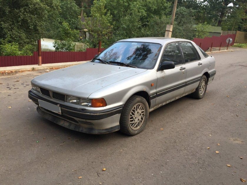 Мицубиси Галант 1989 2.0