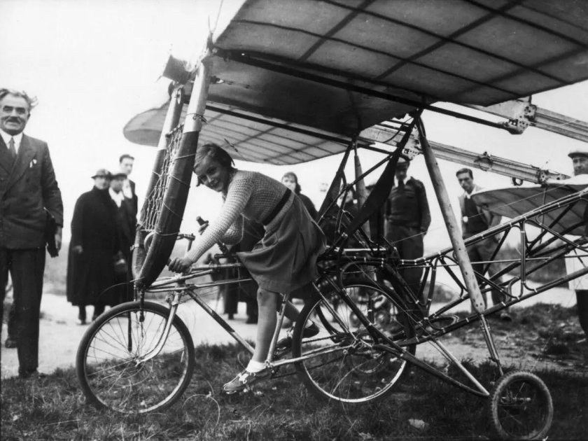 Велосипед самолет