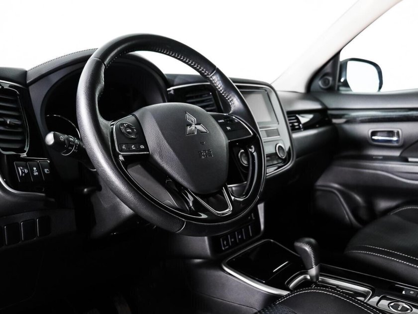 Хонда Шатл салон