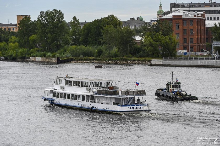 Река малая Нева