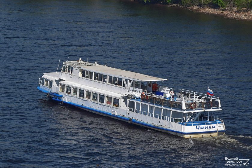 Теплоход Чайка на СПГ