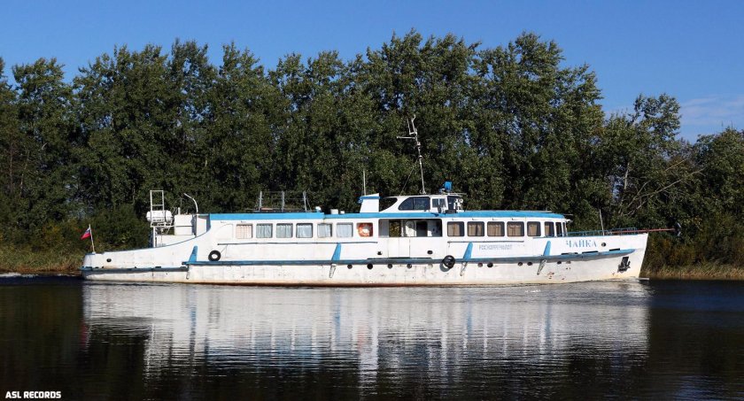 Теплоход Чайка Санкт-Петербург