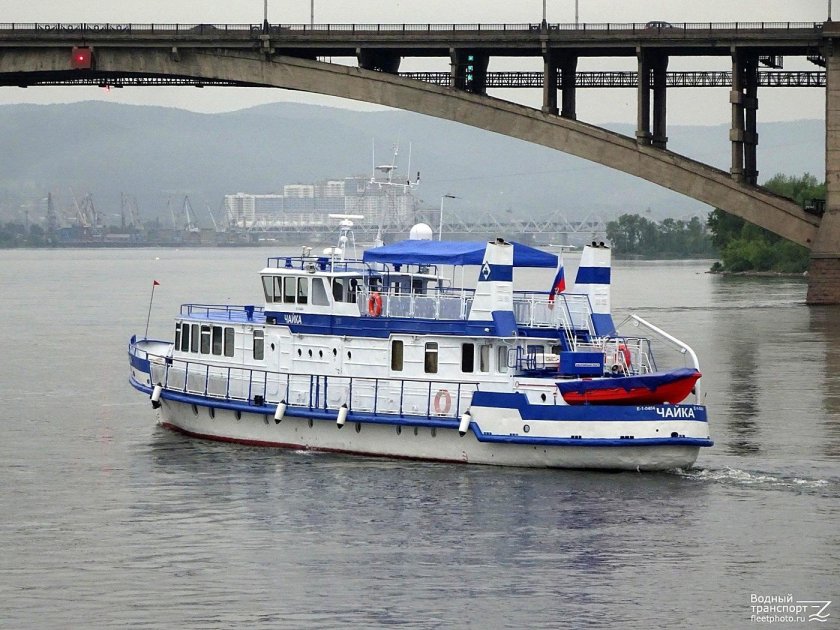 Чайка СПГ судно