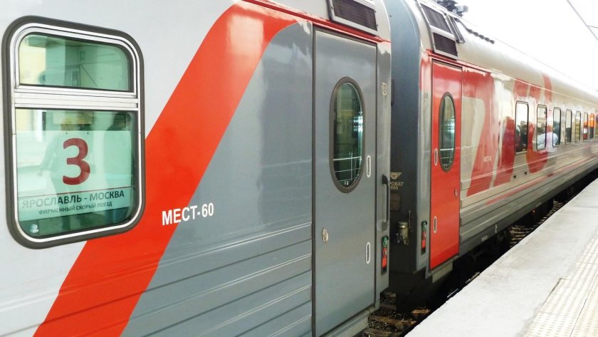 Фирменный поезд Москва Ярославль 102я