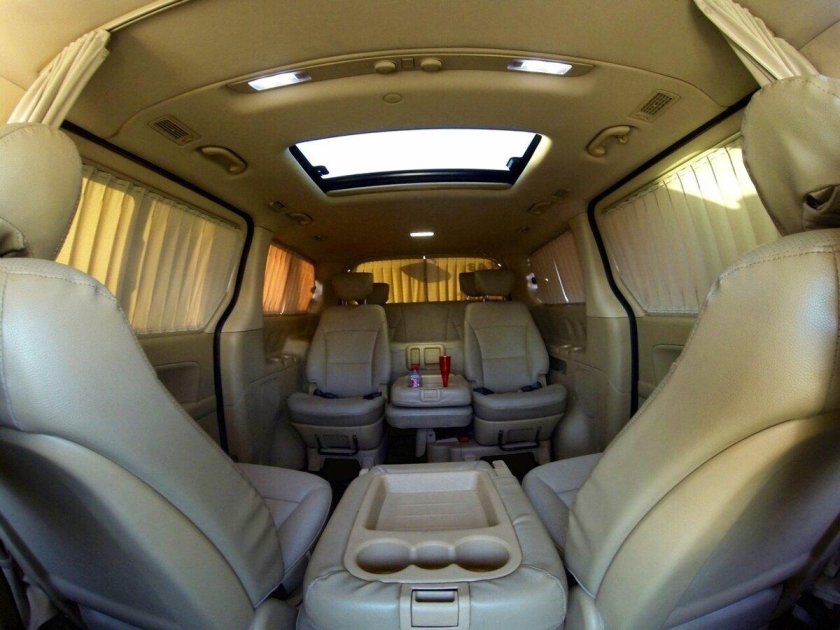 Hyundai Grand Starex Interior