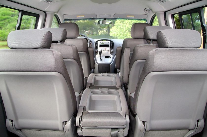 Минивэн Хендай Гранд Старекс