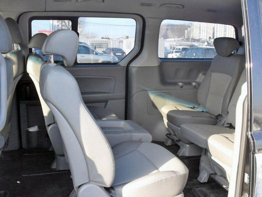 Hyundai h1 Starex салон