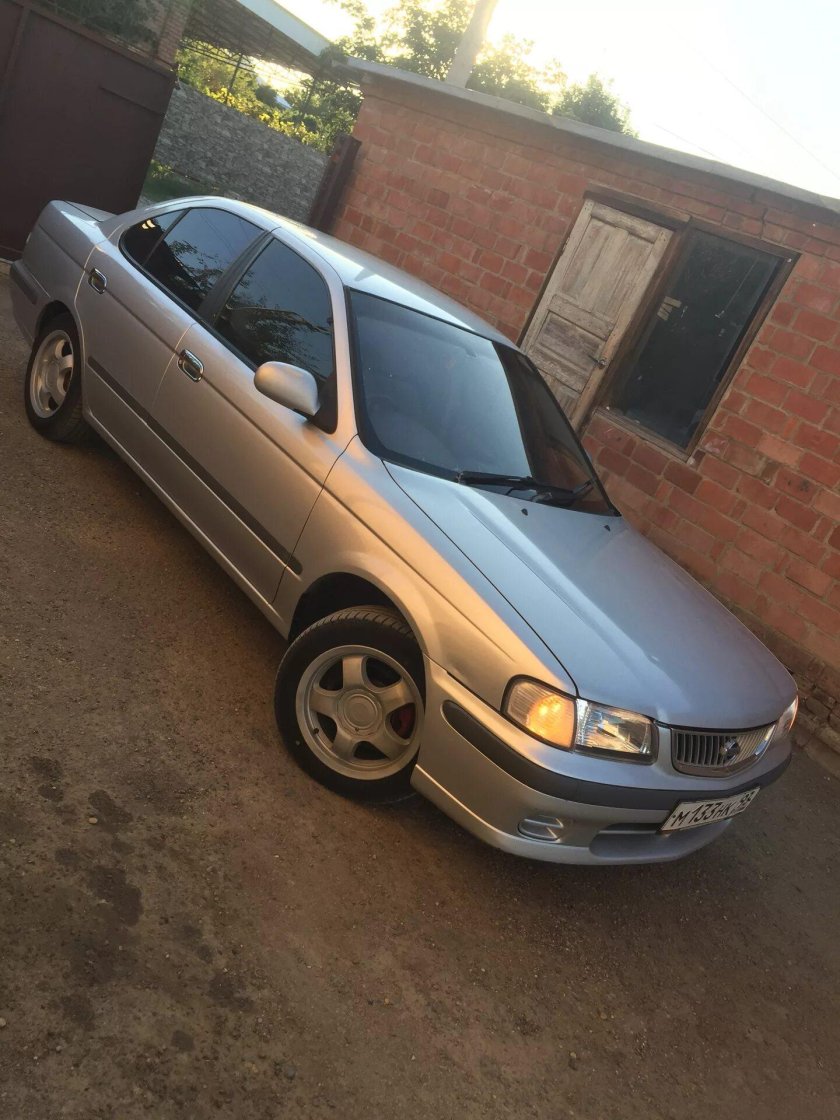 Nissan Sunny 15