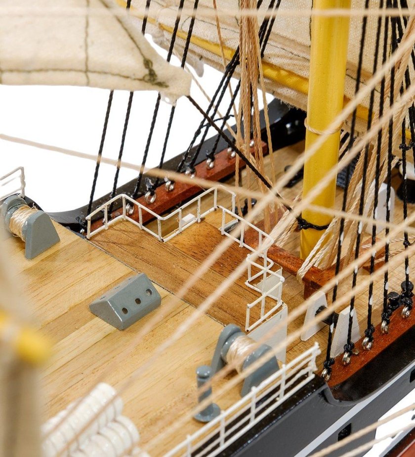 Модель корабль "Крузенштерн"