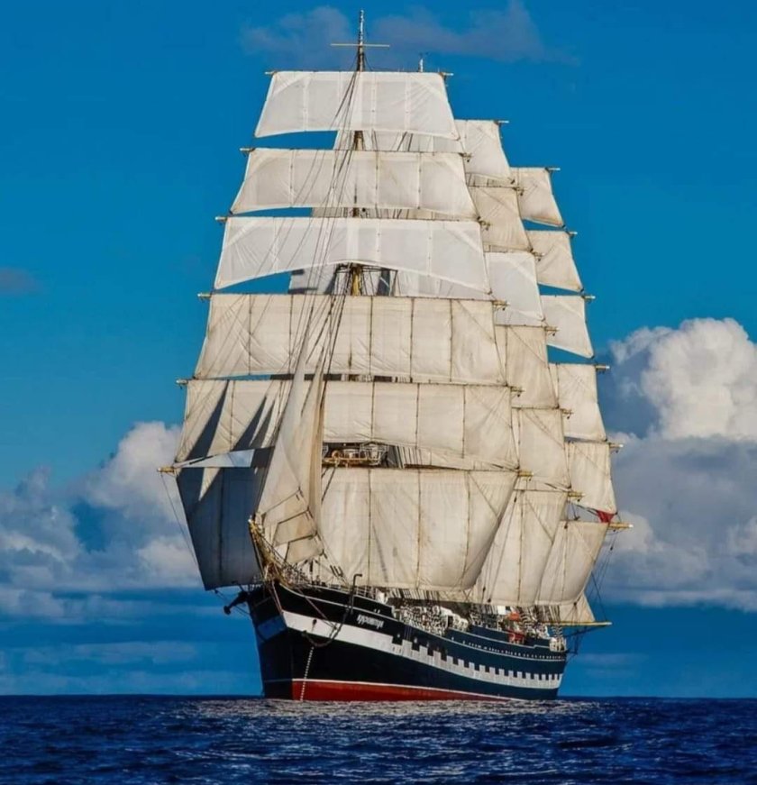 Фрегат Крузенштерн