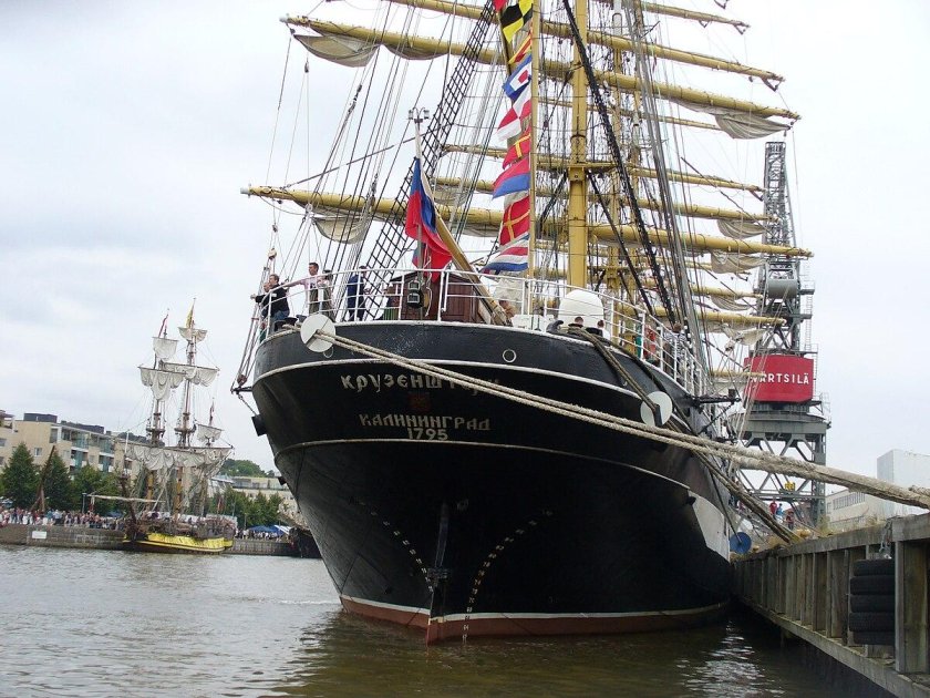 Крузенштерн Барк палуба