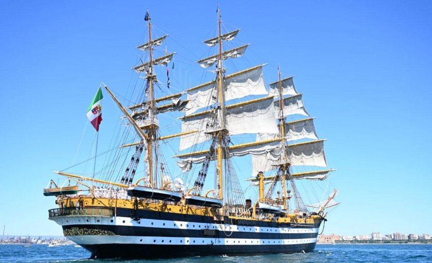 Корабль Америго Веспуччи