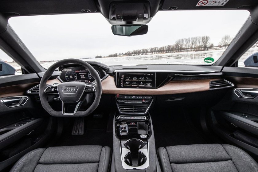 Audi e-tron 2021 Interior