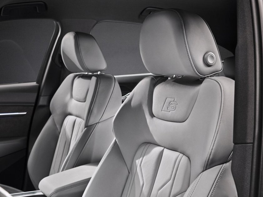 Audi e-tron Sportback салон