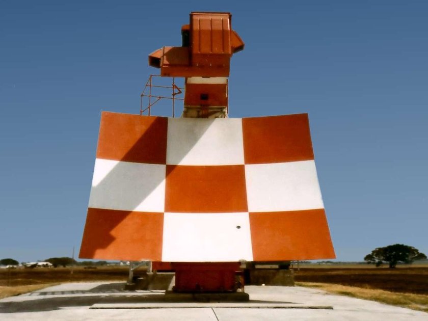 Посадочный радиолокатор Tesla