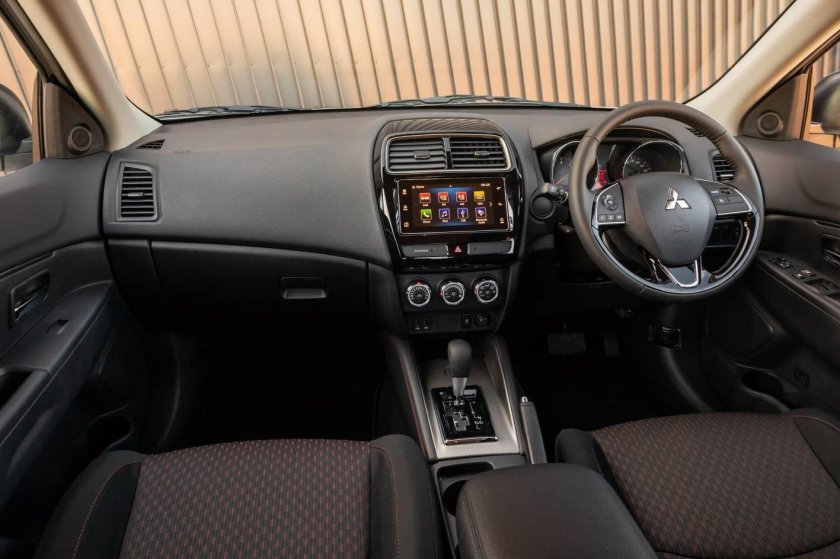 Mitsubishi ASX 2019 салон