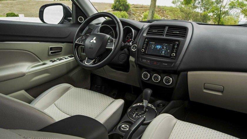 Mitsubishi ASX 2017 салон