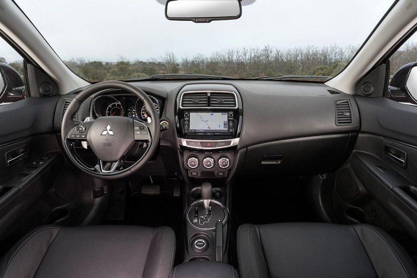 Mitsubishi ASX 2017 салон