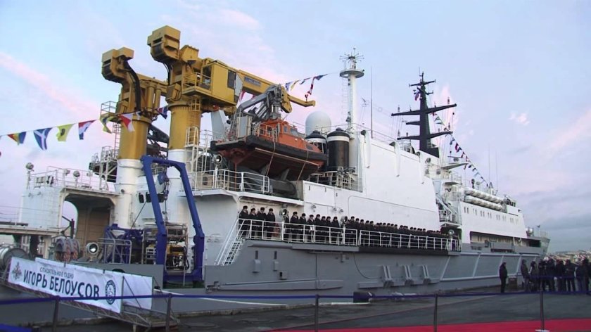 Спасательное судно Игорь Белоусов