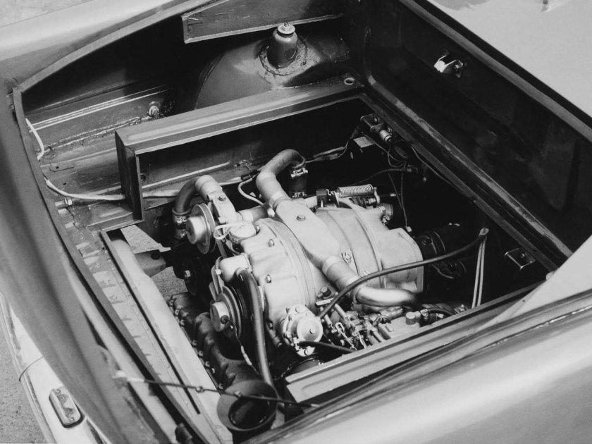 НСУ С роторным двигателем