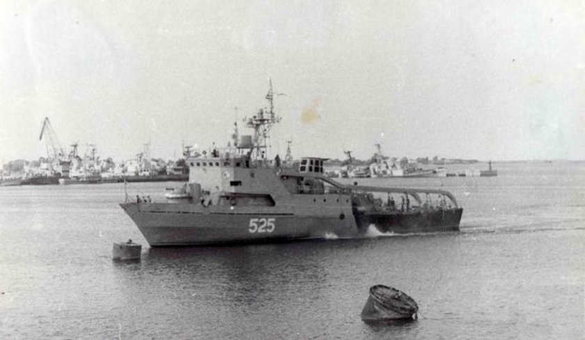 Рейдовый тральщик "пр.255" .