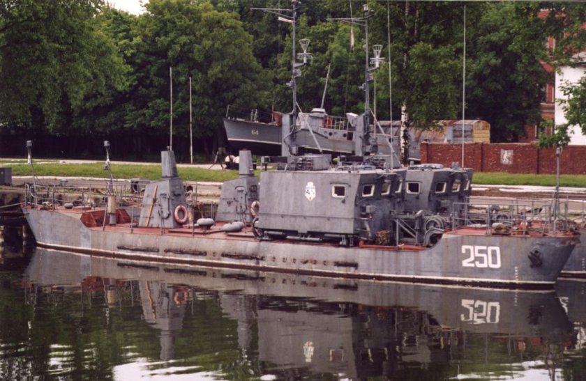 Рейдовый тральщик "пр.255" .