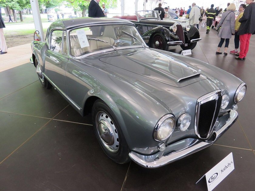 Лянча Аурелия 1954