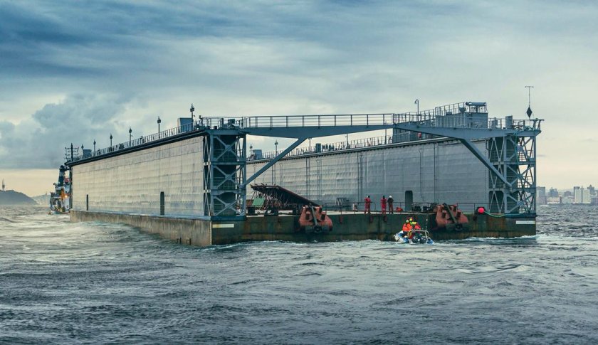 Плавучий док