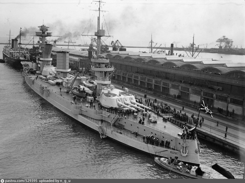 Линкор Петропавловск Марат