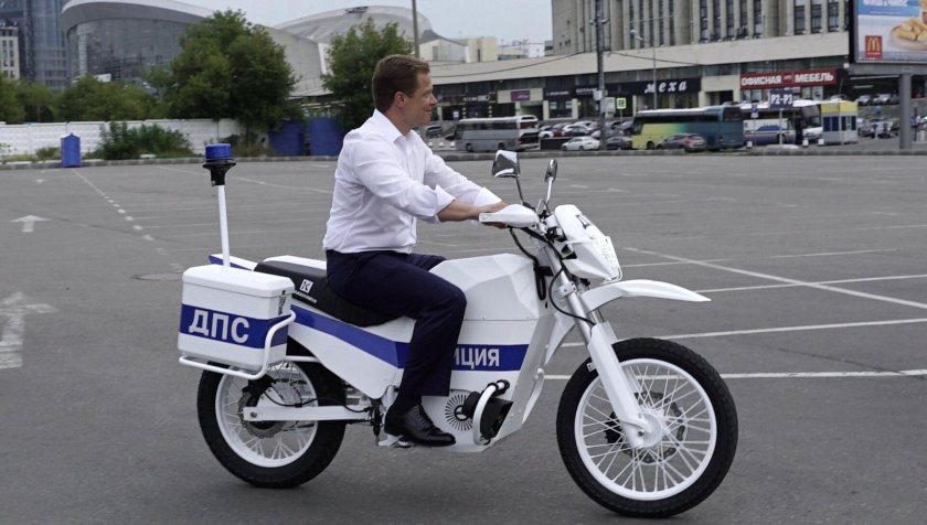 Электромотоцикл ИЖ 49 Калашников