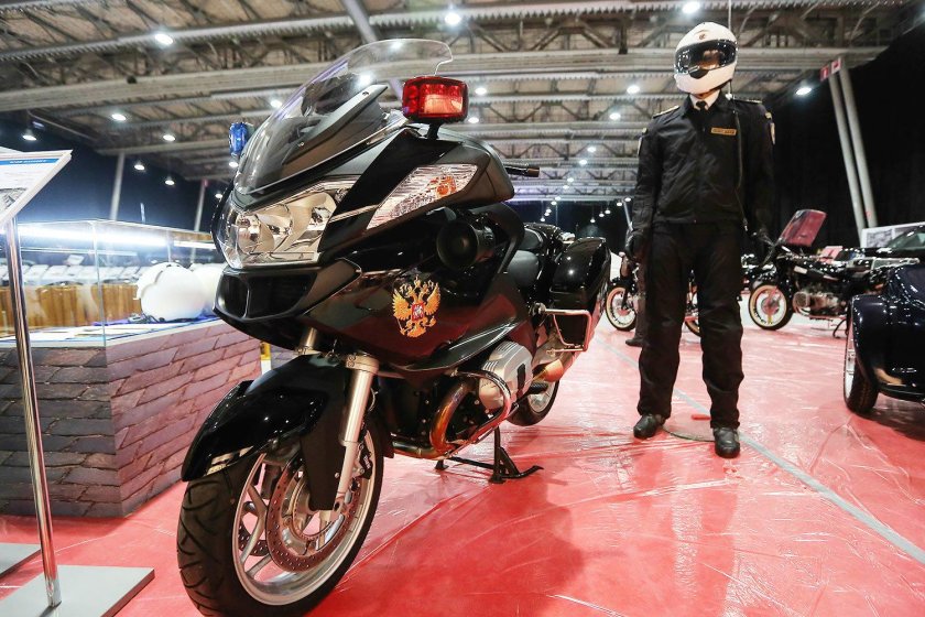 Мотоцикл кортежа президента РФ