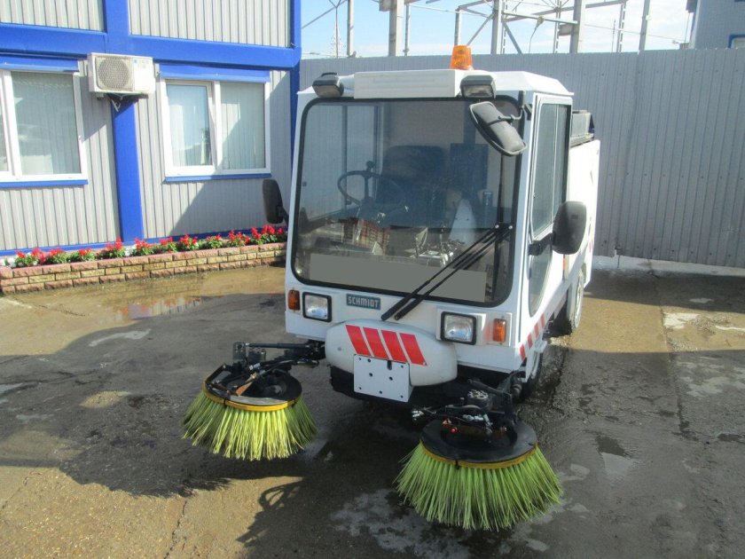 Ромашкоуборочная машина