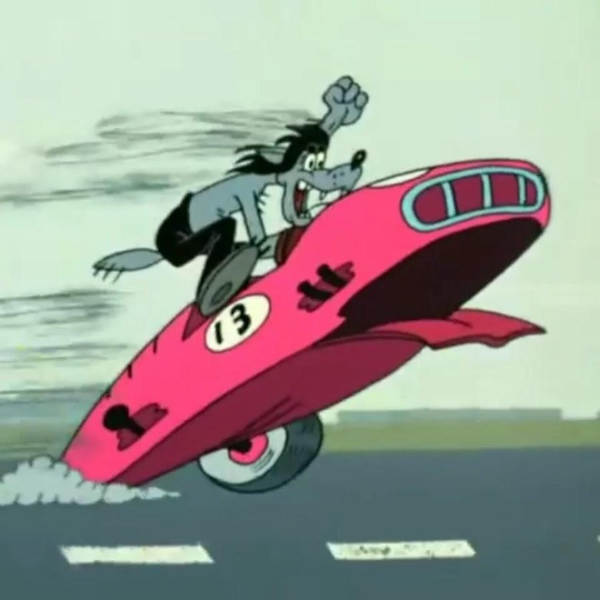 Волк из ну погоди на гоночной машине