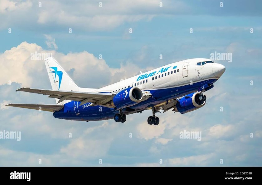 Синий самолет