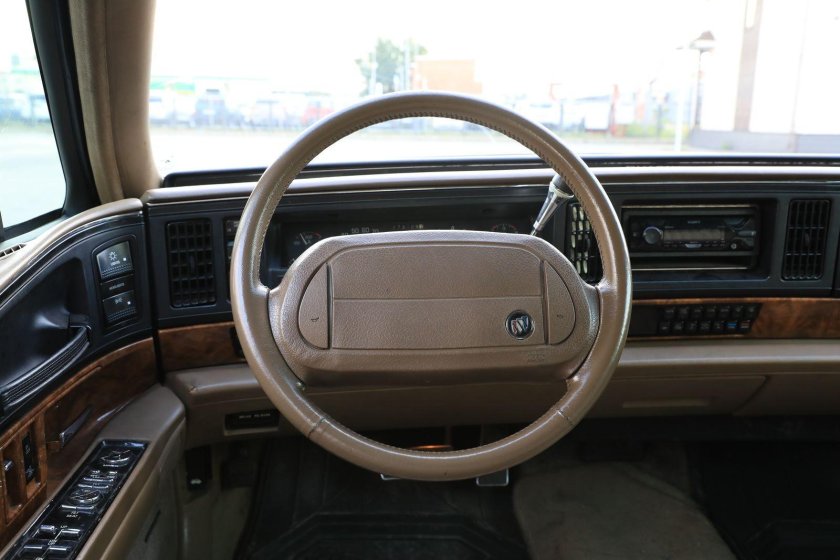 Buick Park Avenue 1993