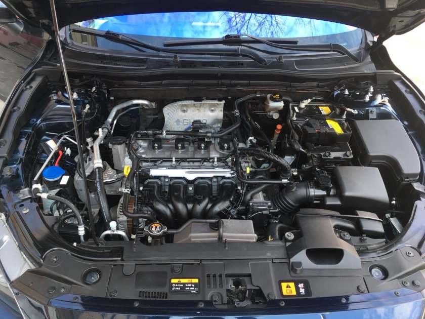 Mazda 3 BL 1.6 подкапотное
