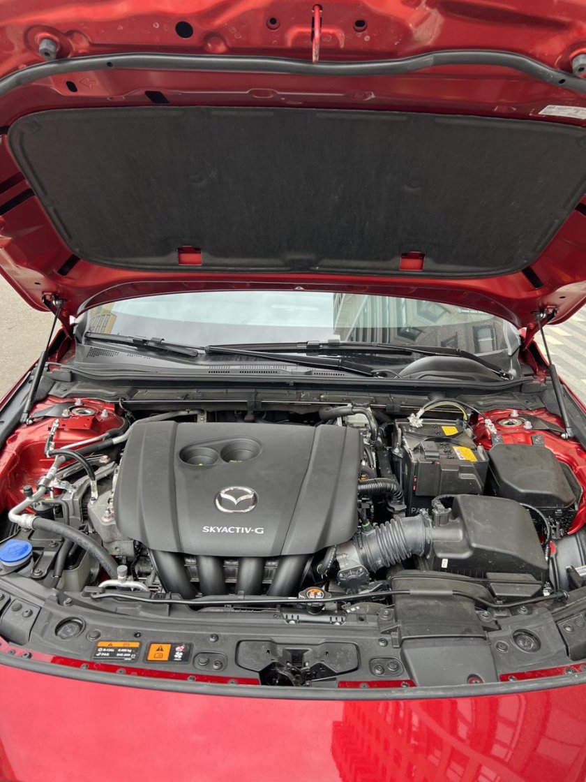 Упор капота f30