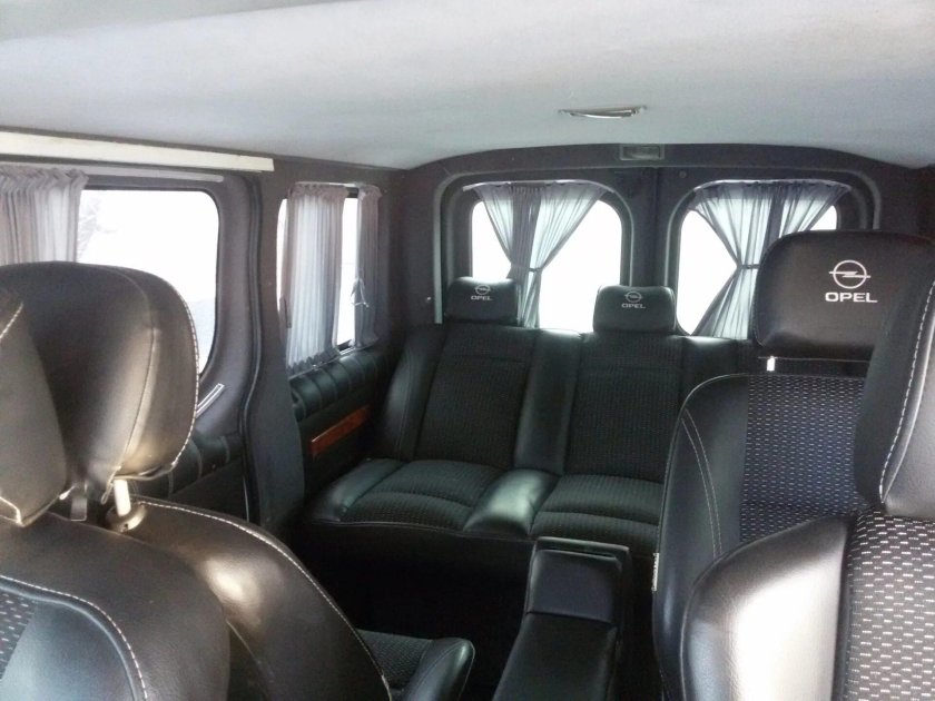 Опель Виваро салон