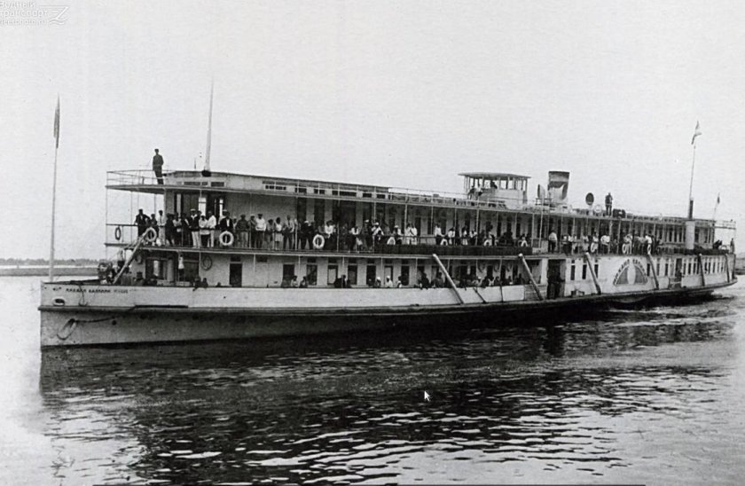 Пароход Михаил Калинин