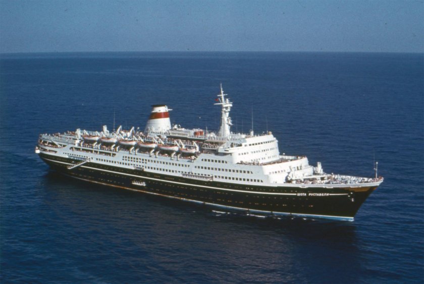 Теплоход Шота Руставели СССР
